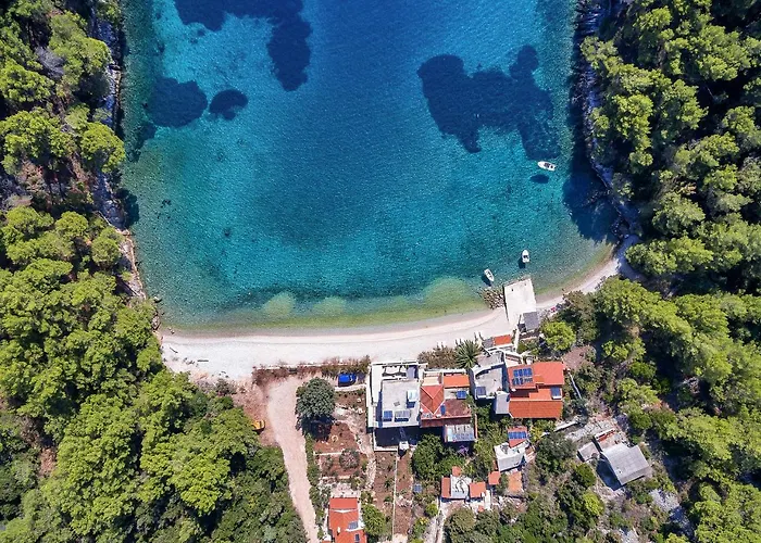 Apartments Milivoj