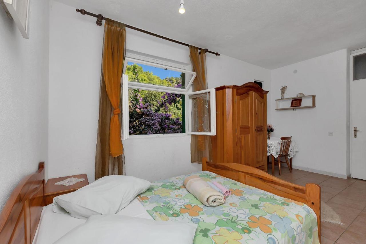 Apartment Milivoj *